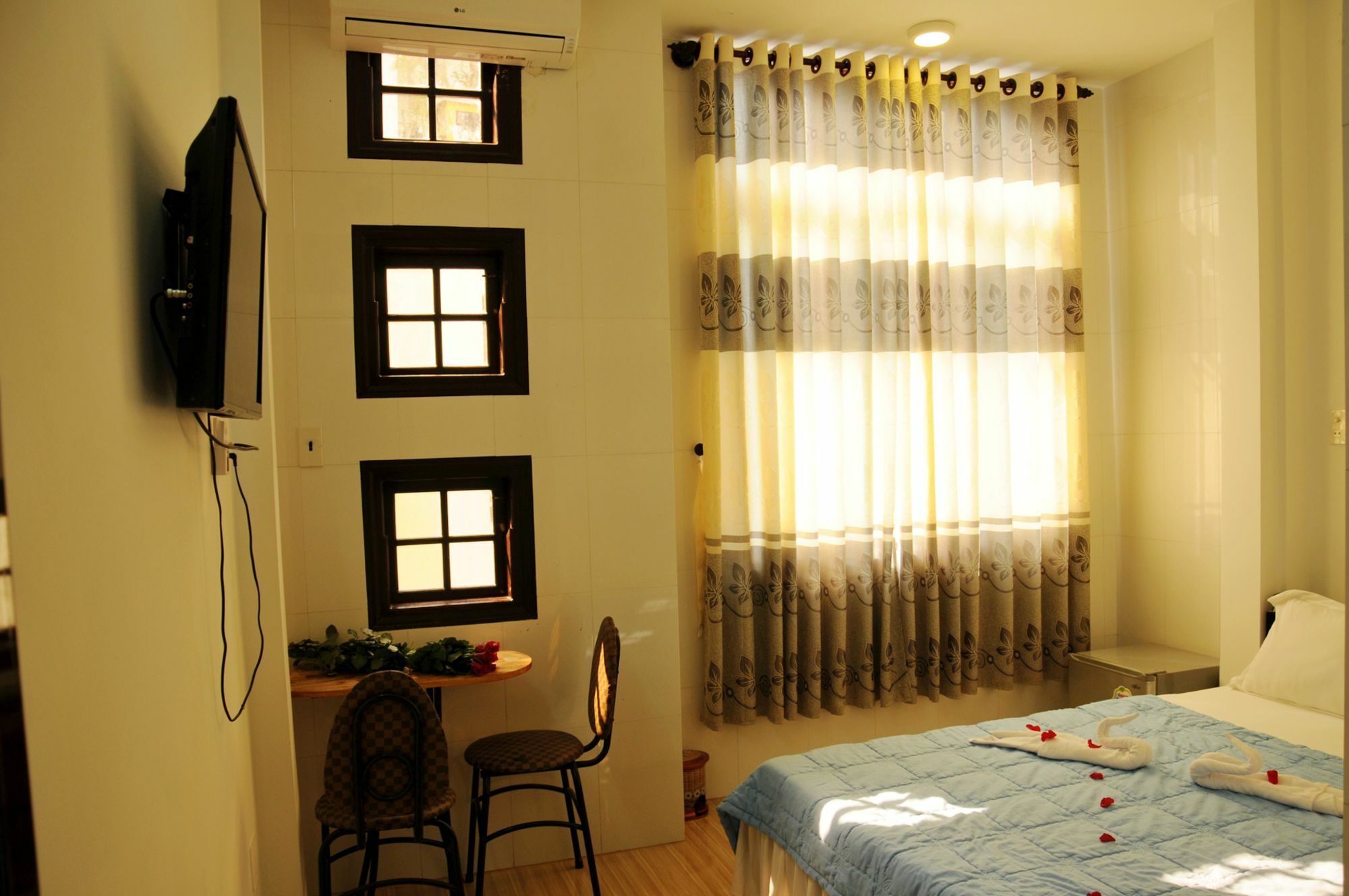 הואה Bien Khoi Mini Hotel מראה חיצוני תמונה